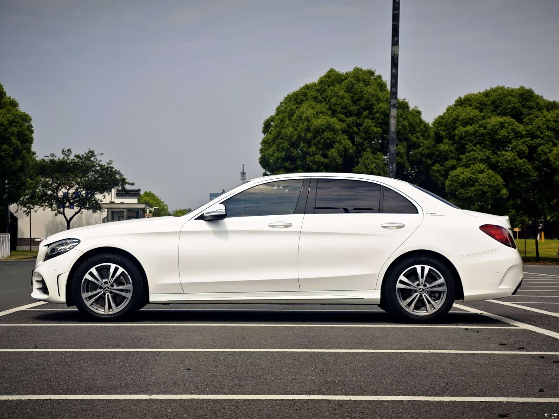 Mercedes-Benz C-Class, 2020 4