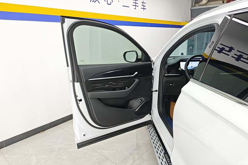 Geely Xingyue L, 2025 7