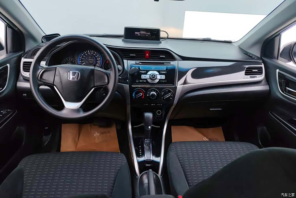 Honda Crider, 2016 12