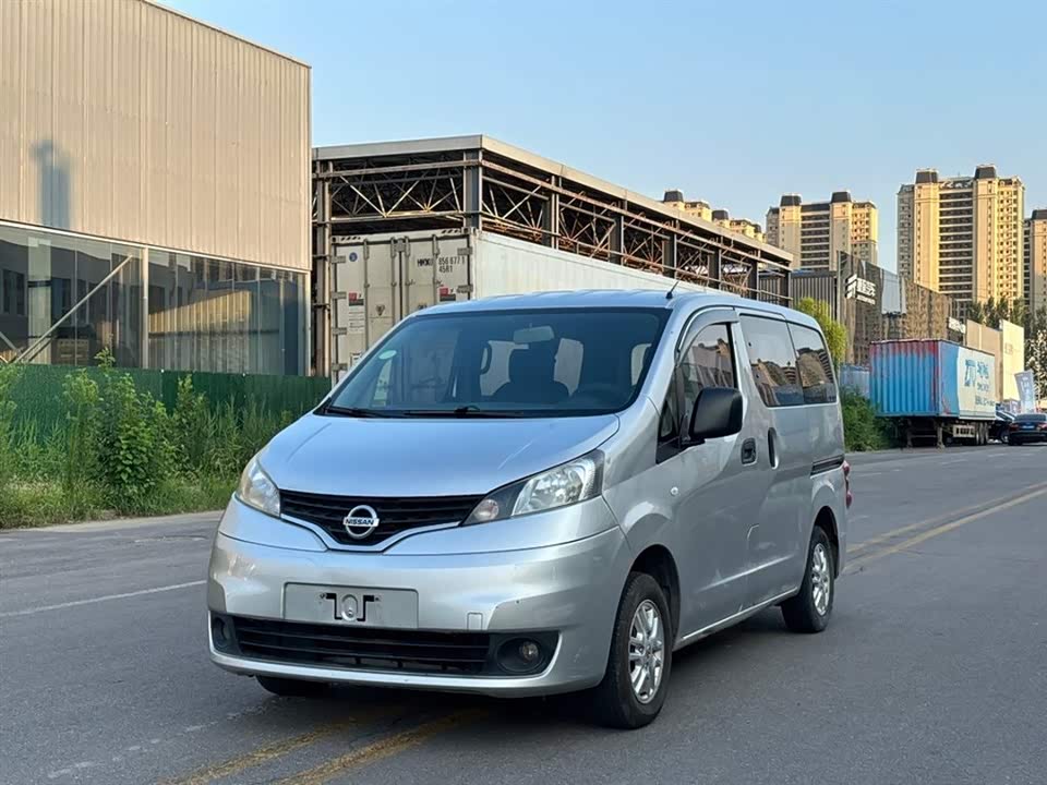 Nissan NV200 Nissan NV200