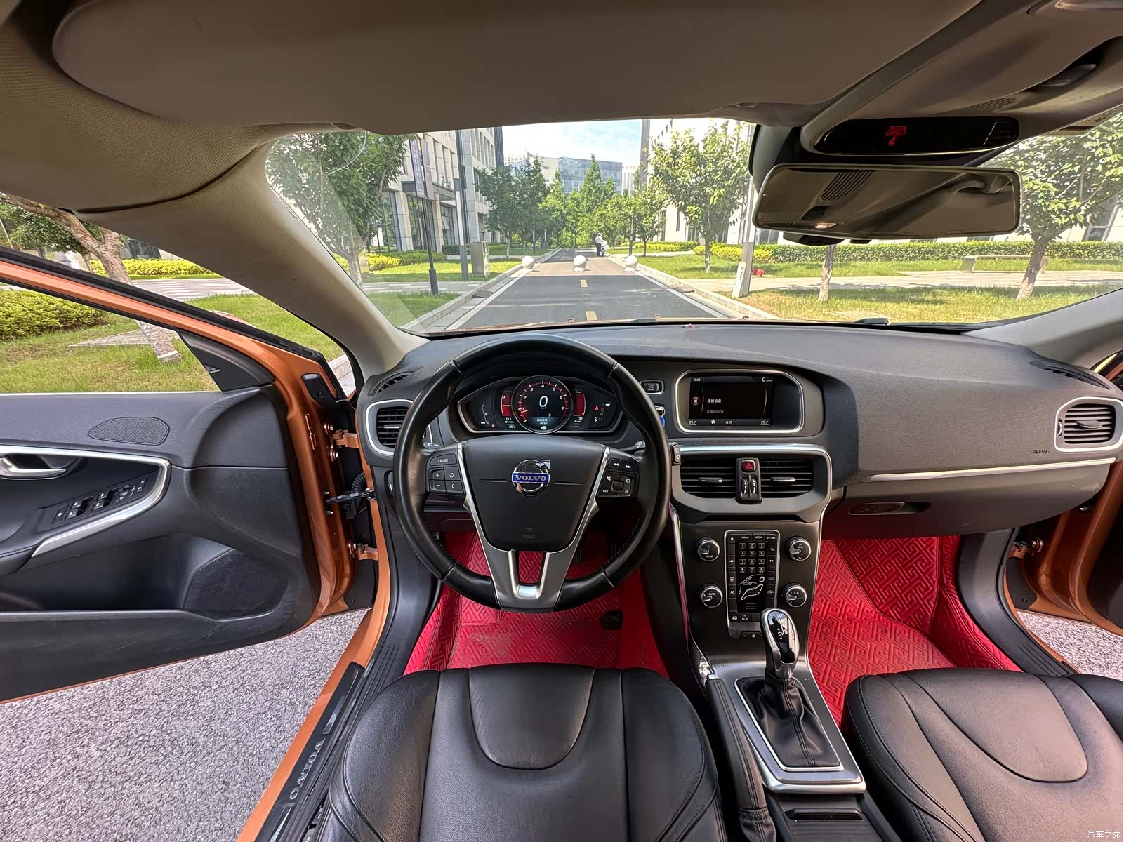 Volvo V40, 2014 13
