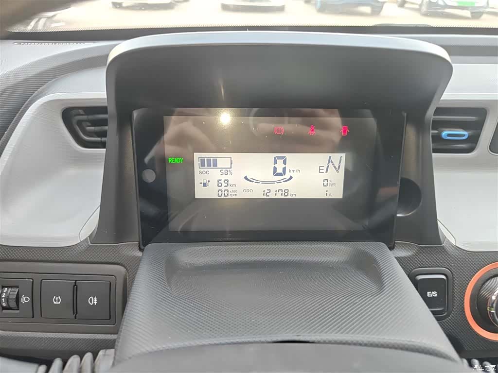 Wuling MINIEV, 2023 12