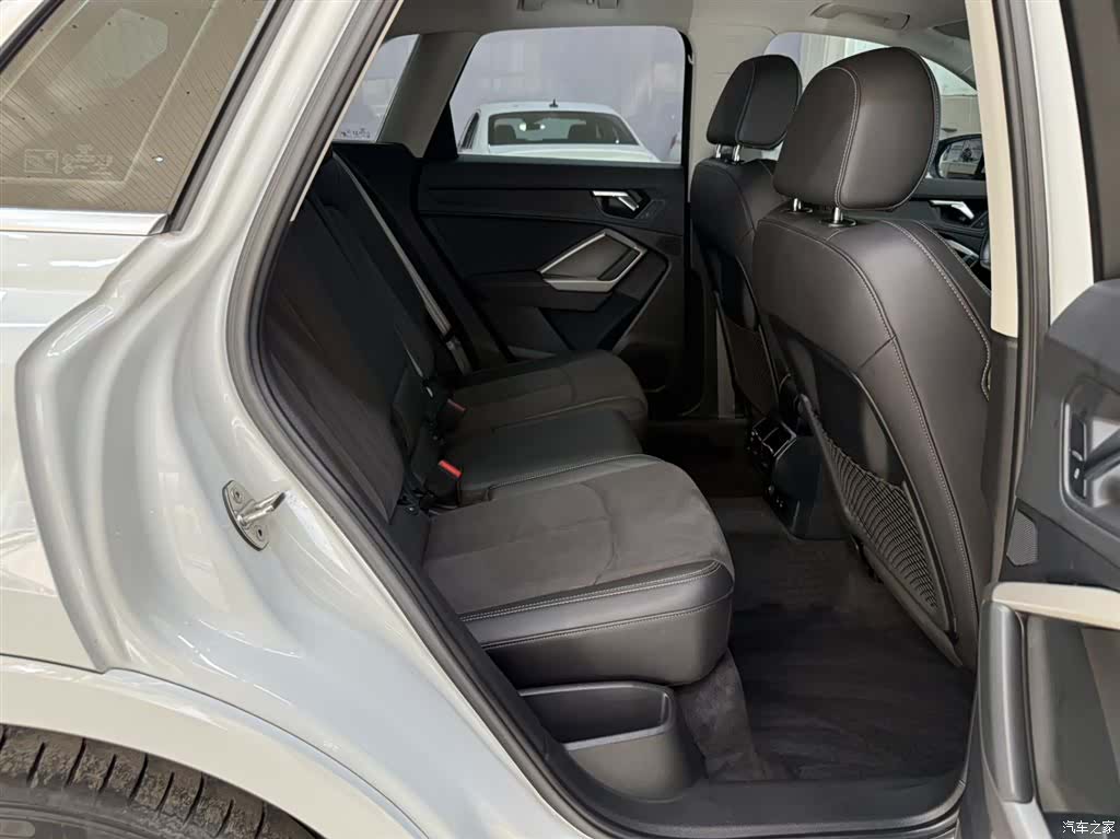 Audi Q3, 2023 22
