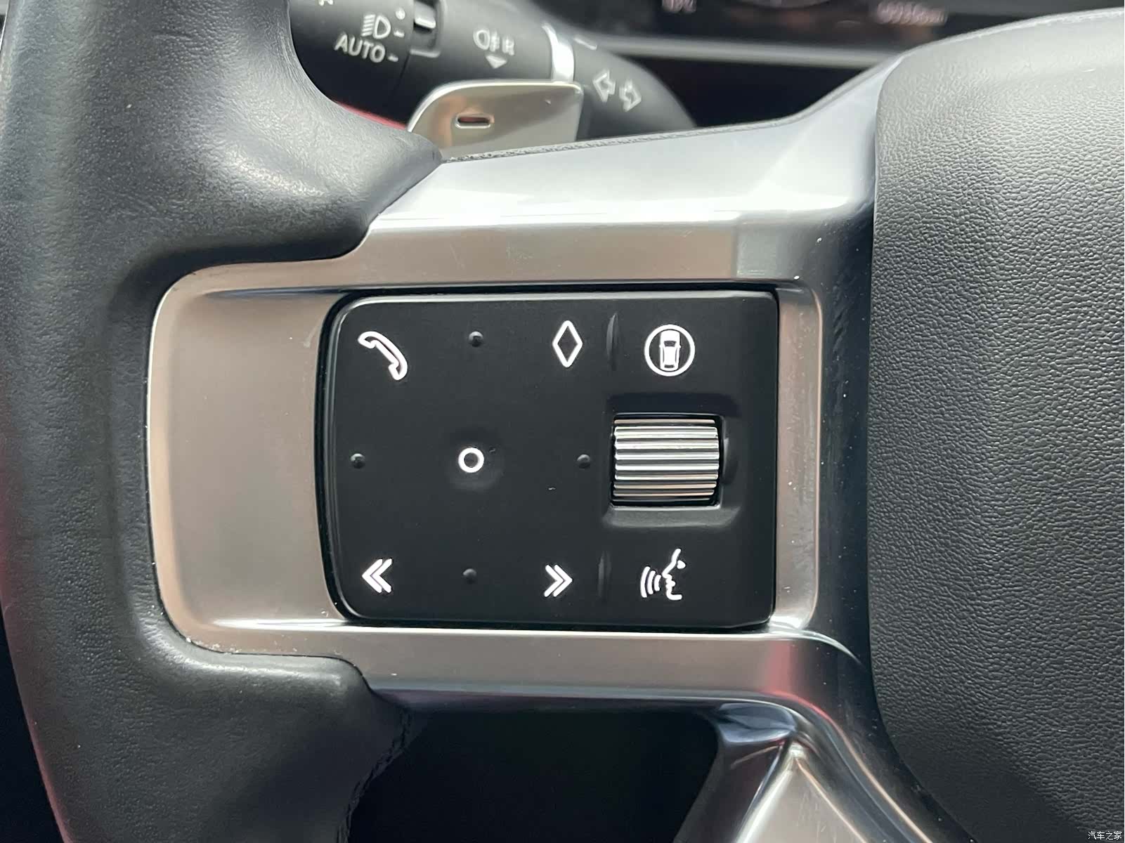 Land Rover Discovery, 2024 все фото