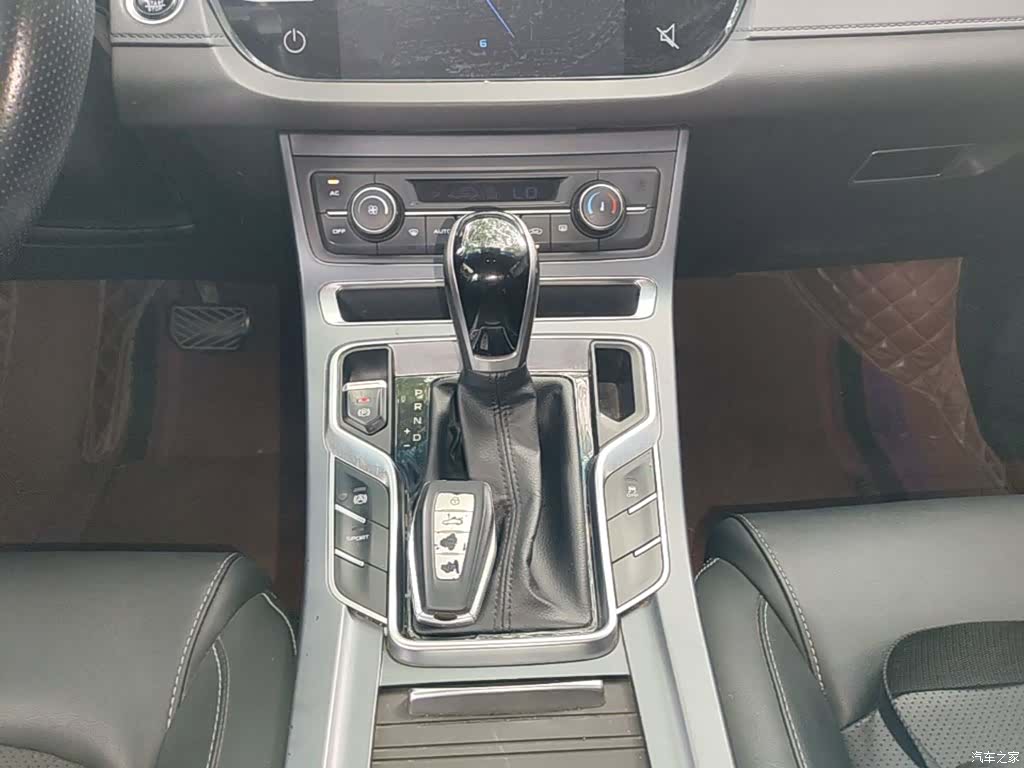 Geely Emgrand, 2019 14