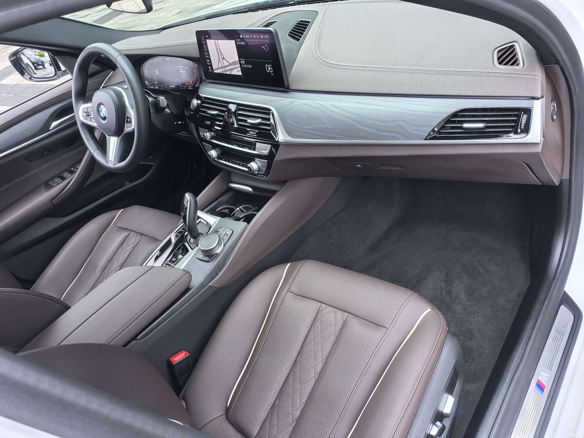 BMW 5 Series, 2021 12
