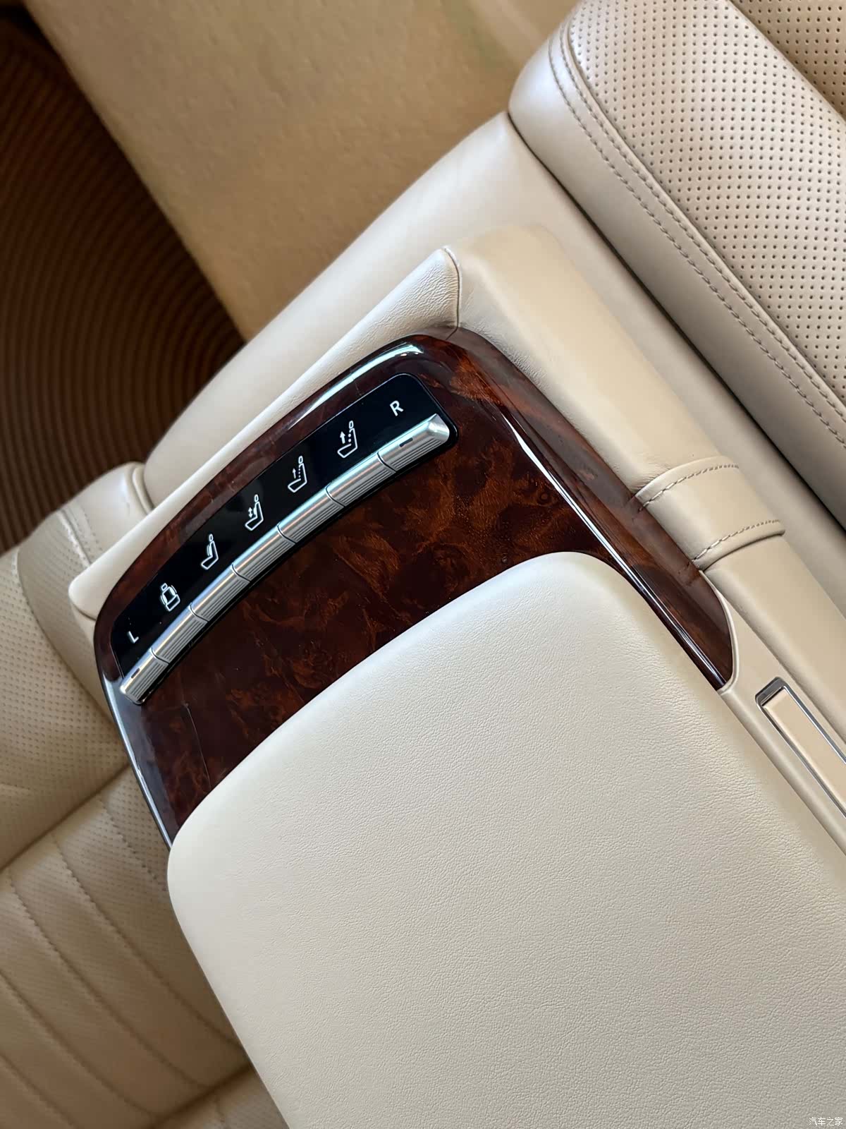 Mercedes-Benz S-Class, 2012 33