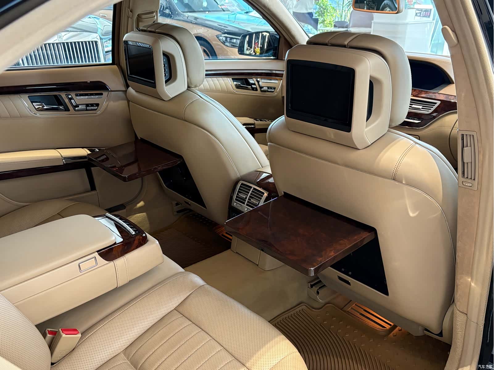 Mercedes-Benz S-Class, 2012 26