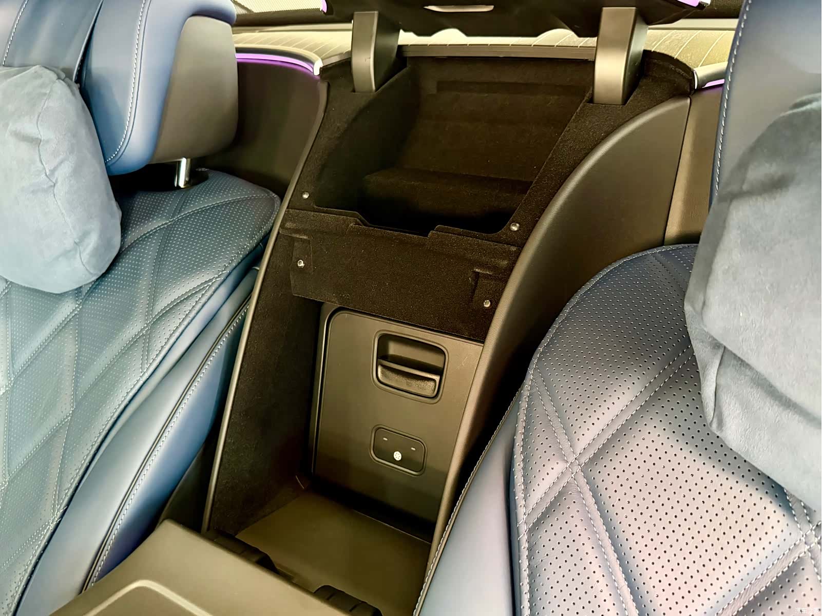 Maybach S-Class, 2023 38