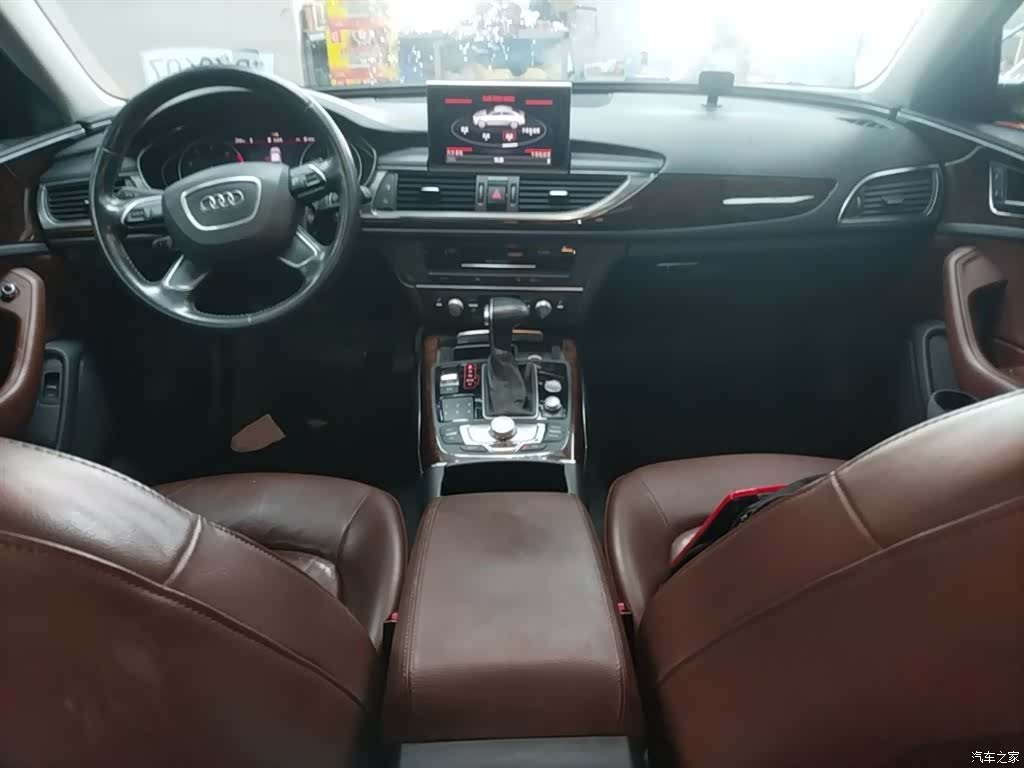 Audi A6L, 2015 10