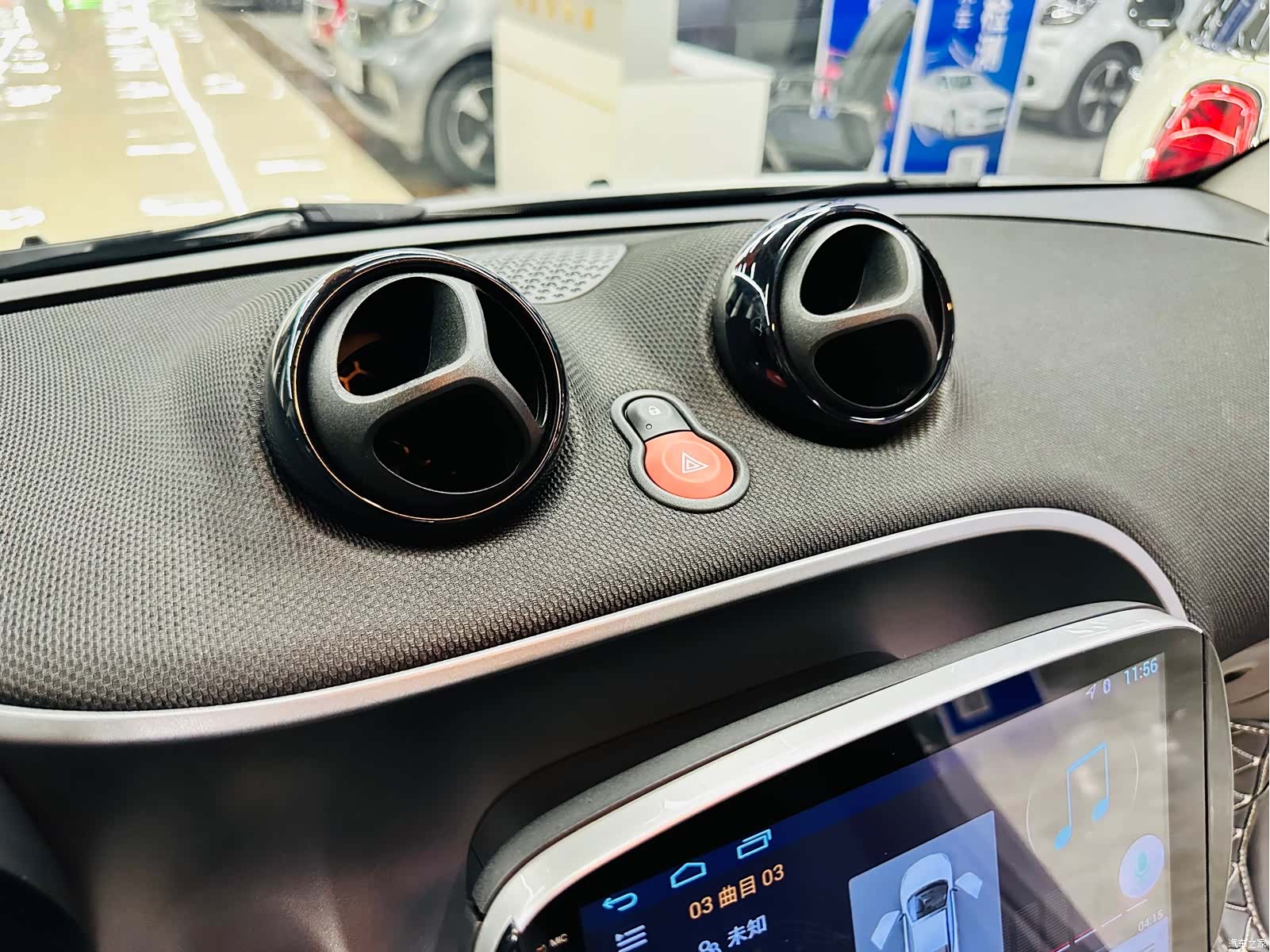Smart Fortwo, 2018 34