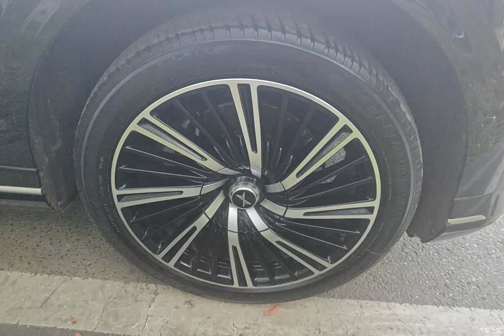 Xpeng G9, 2023 6