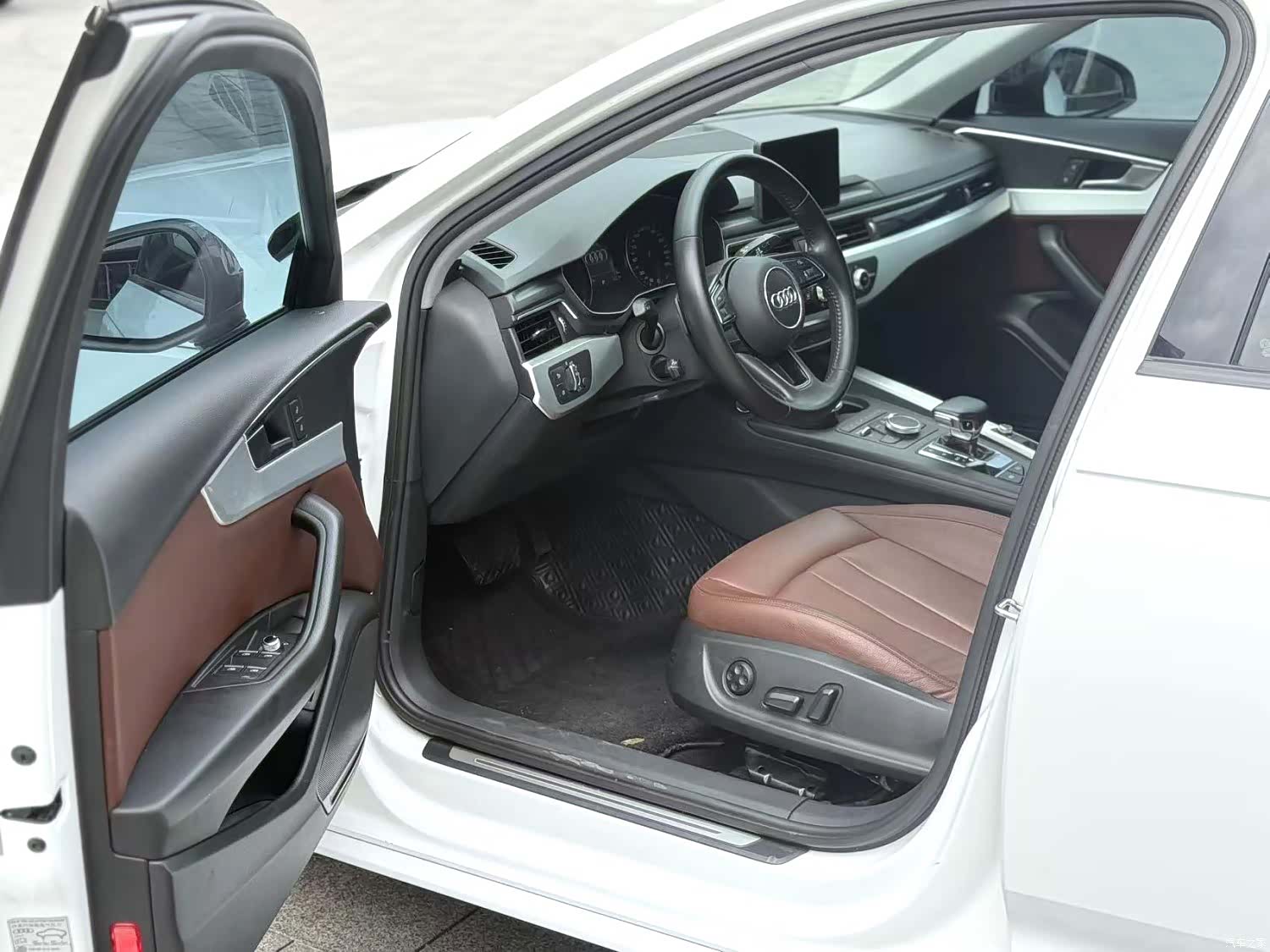 Audi A4L, 2019 4