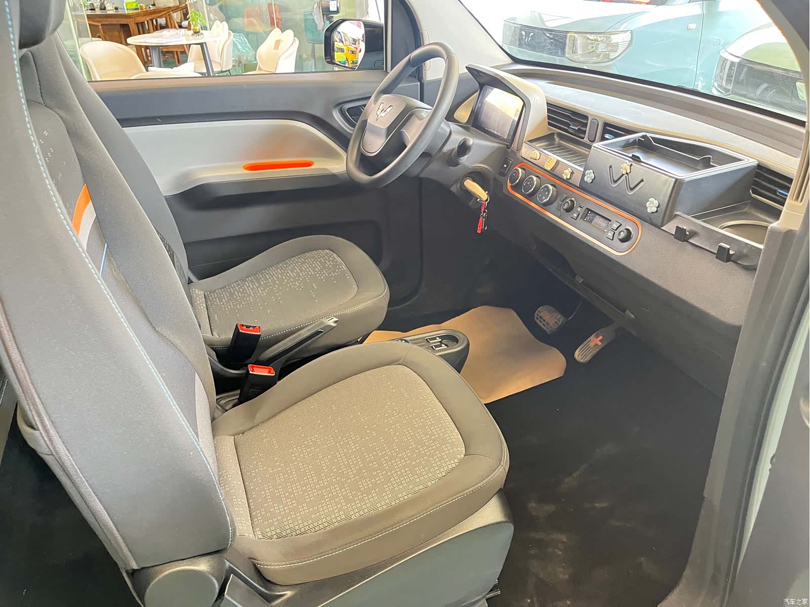 Wuling MINIEV, 2021 9