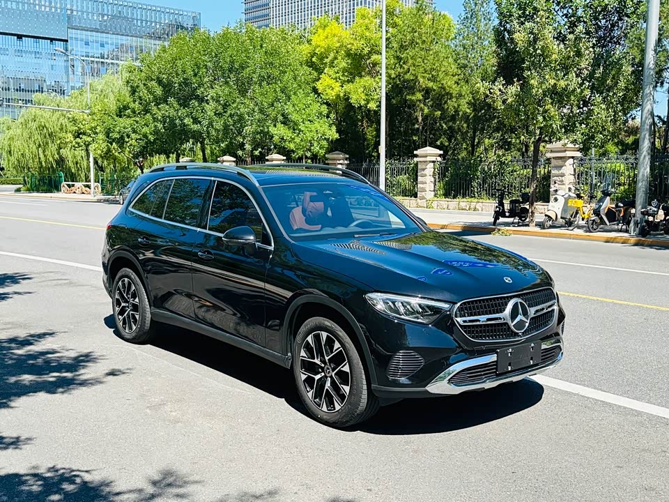 Mercedes-Benz GLC Mercedes-Benz GLC