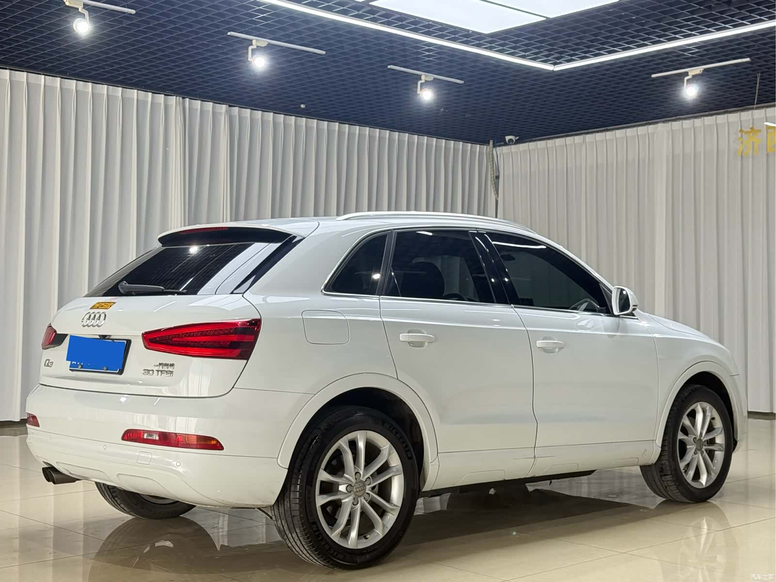 Audi Q3, 2016 6