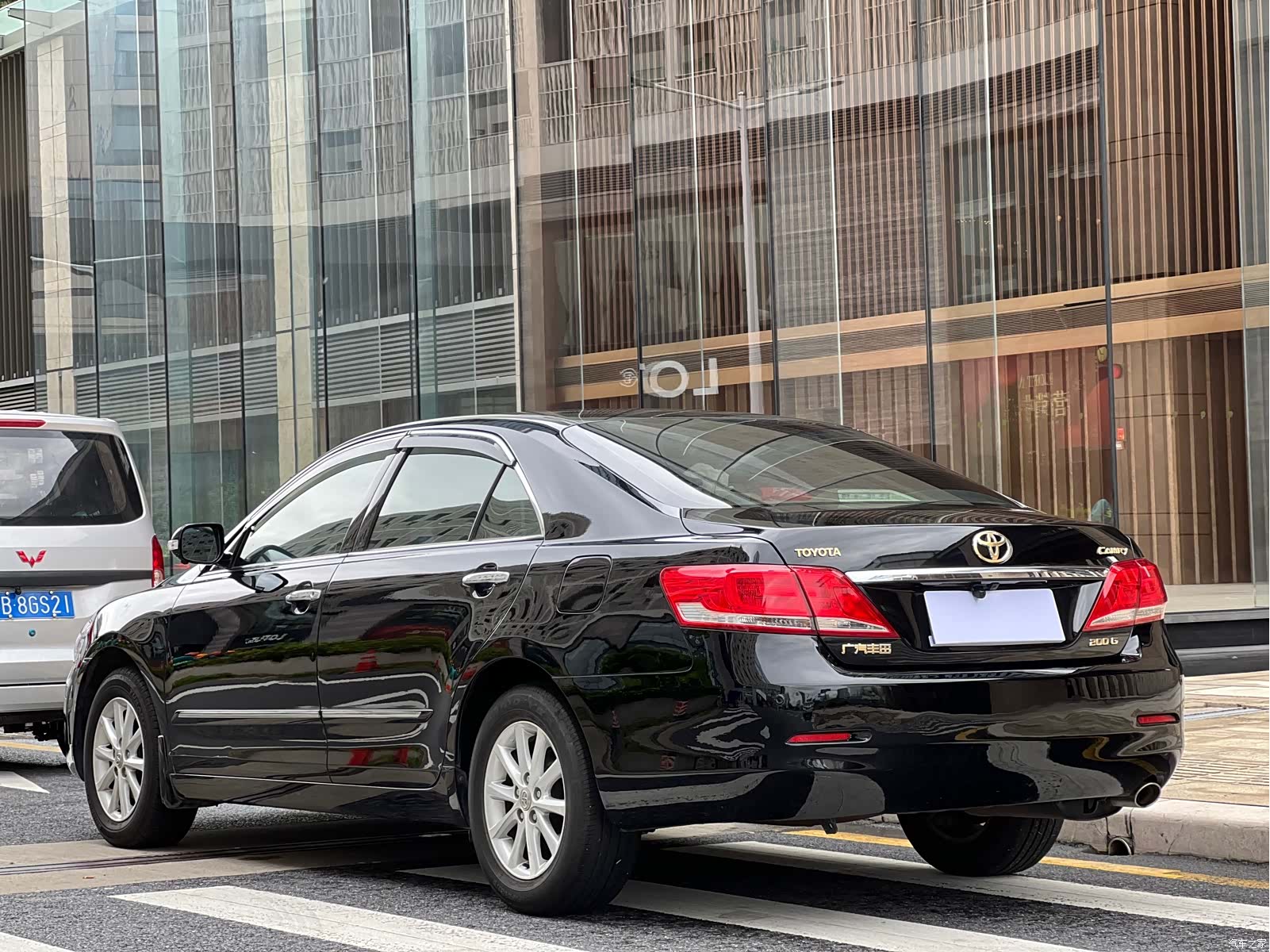 Toyota Camry, 2011 22