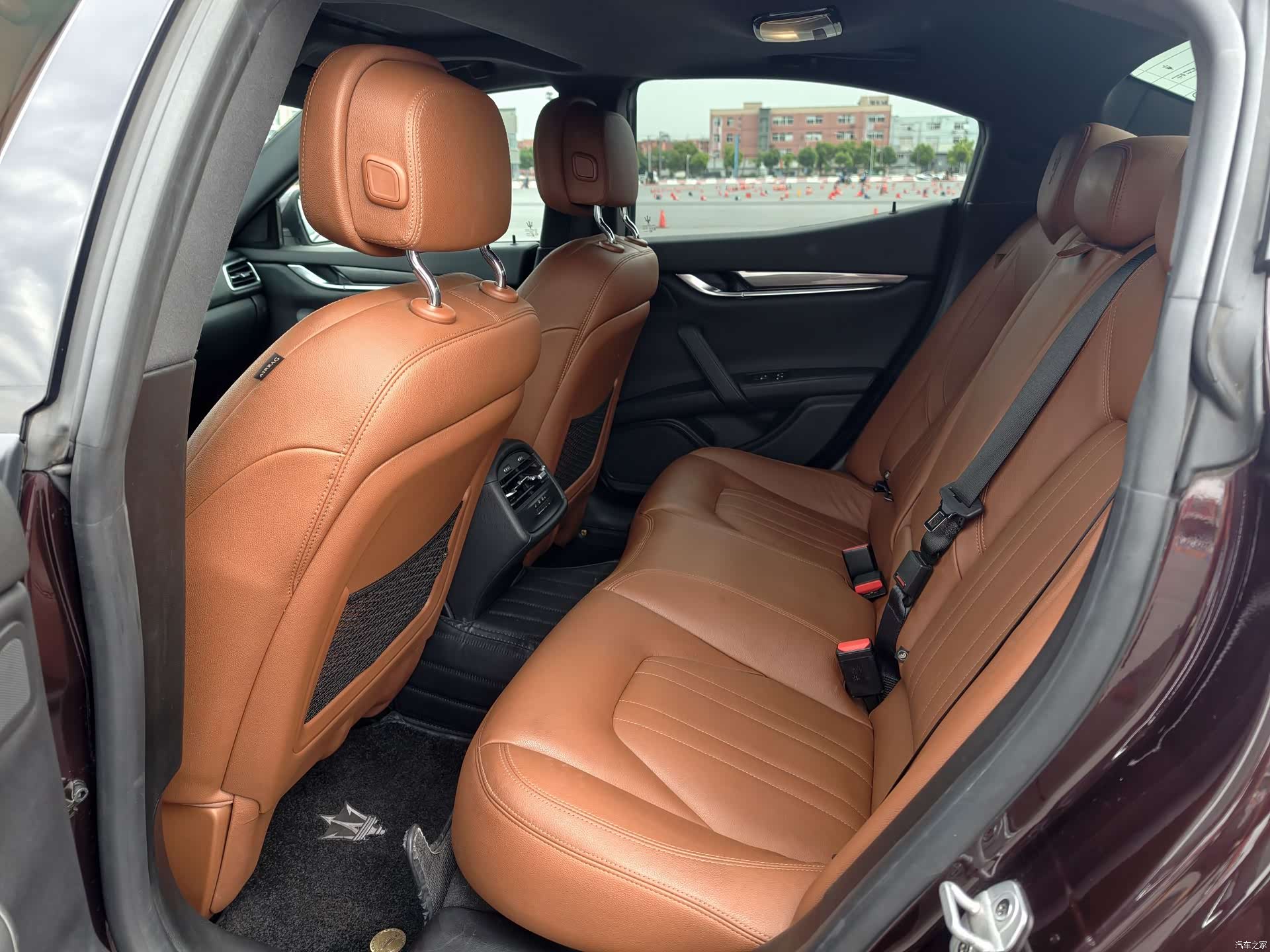 Maserati Ghibli, 2019 11