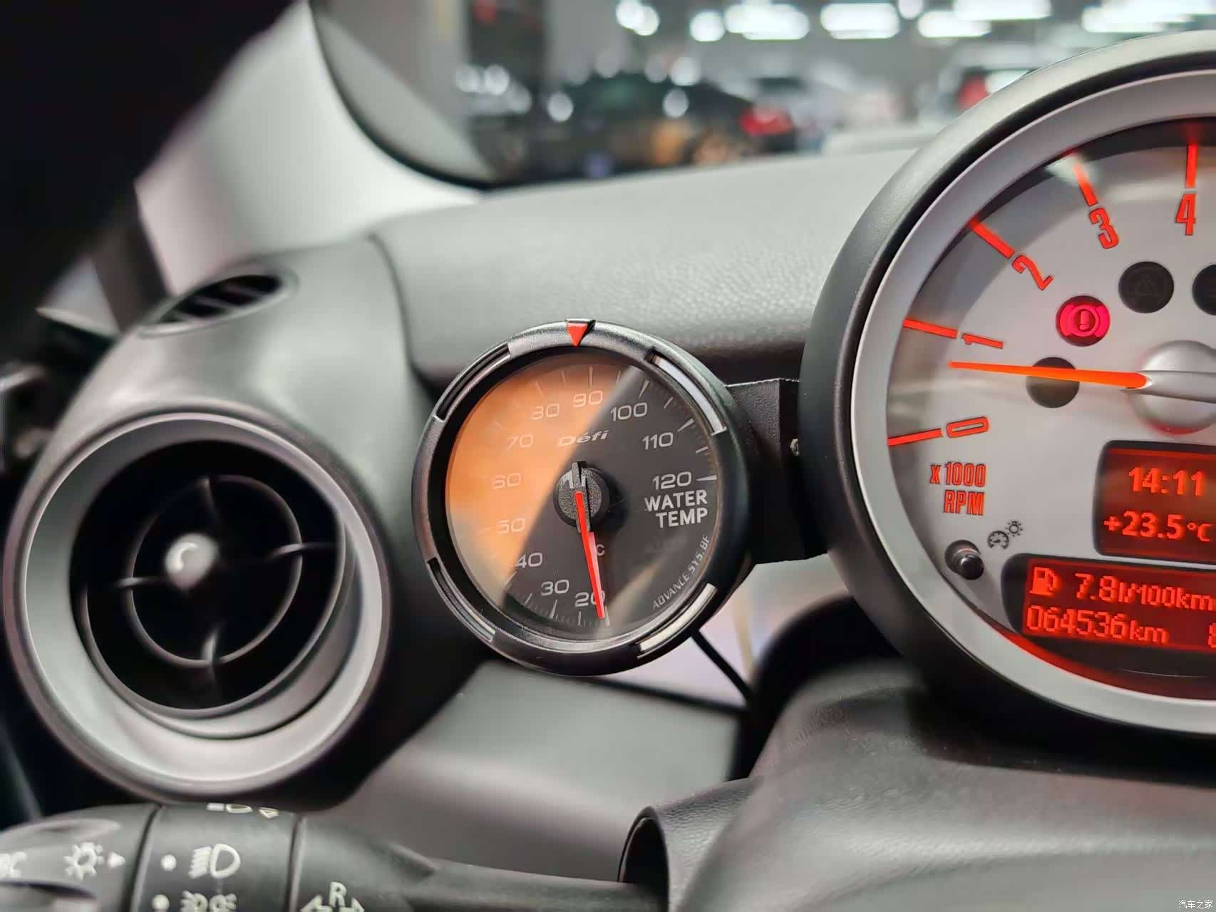 Mini Cooper, 2009 11