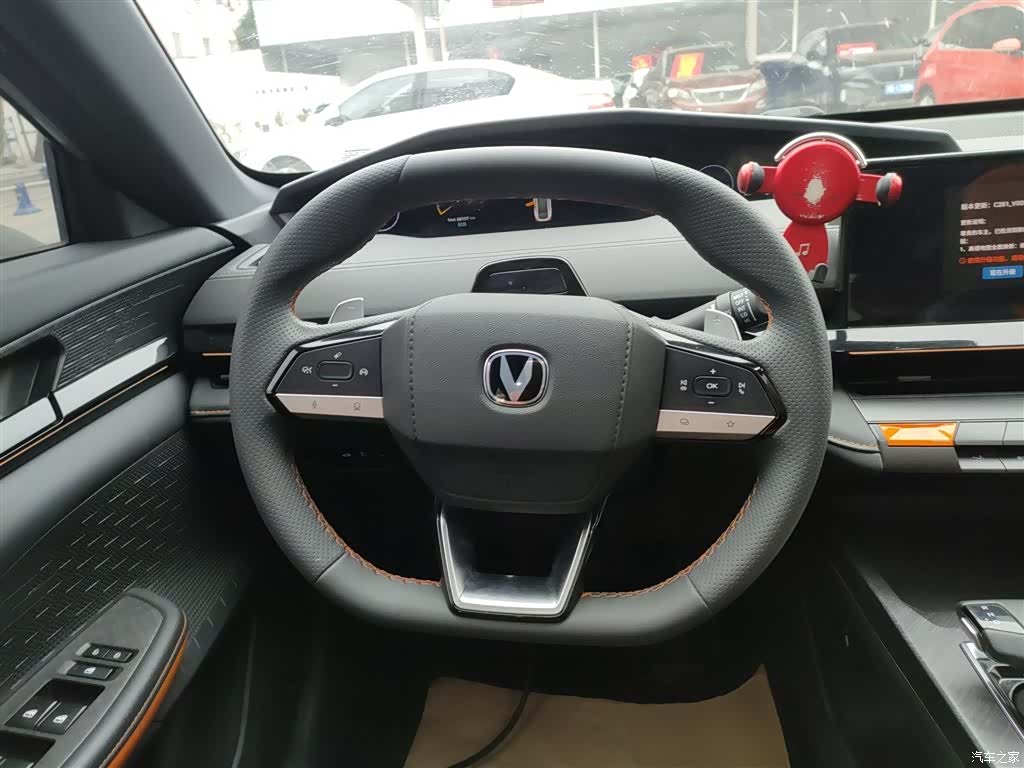 Changan UNI-V, 2022 3