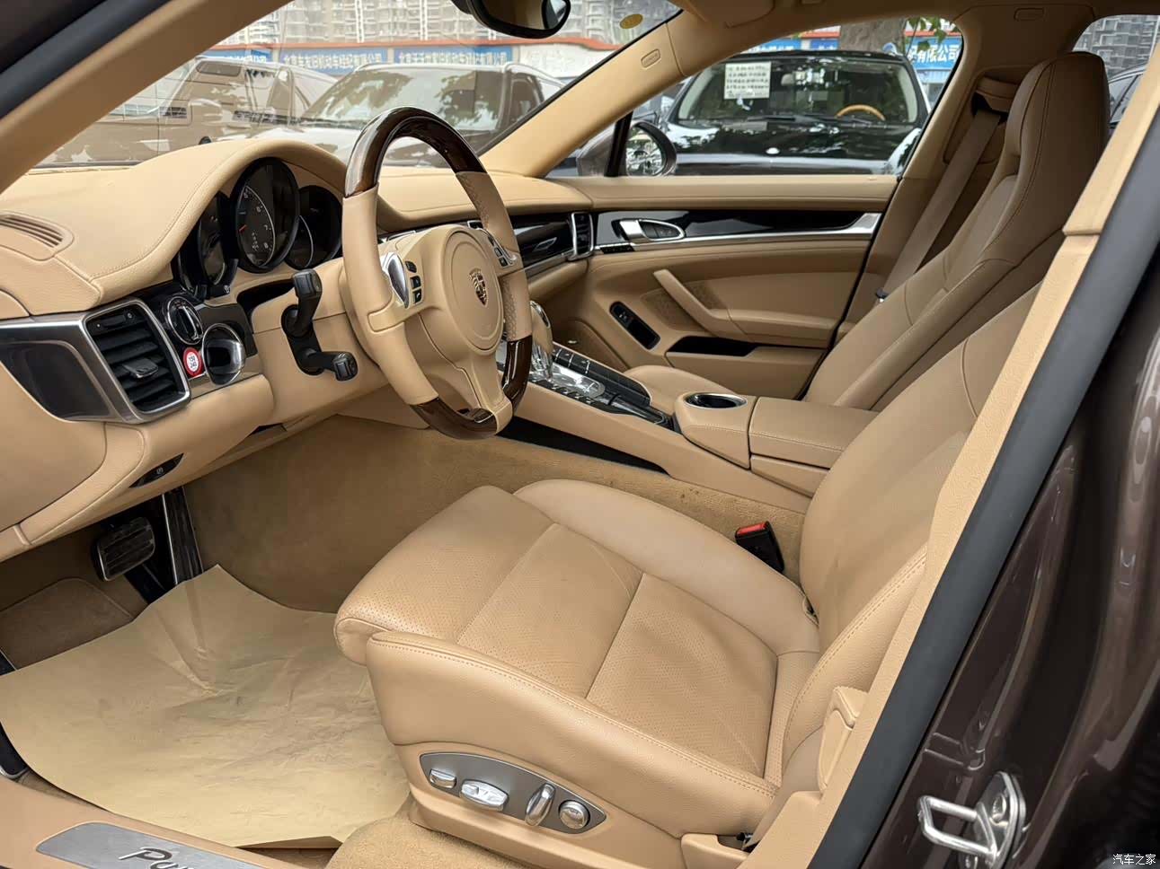 Porsche Panamera, 2014 4