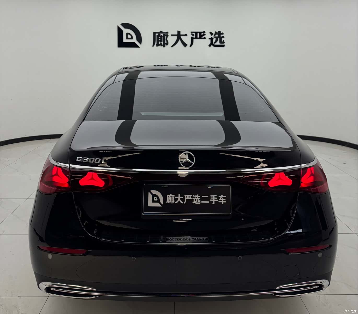 Mercedes-Benz E-Class, 2025 4