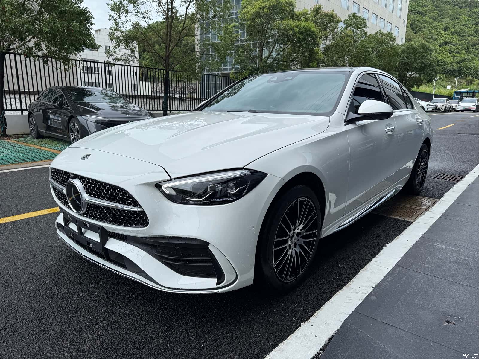 Mercedes-Benz C-Class, 2026 1