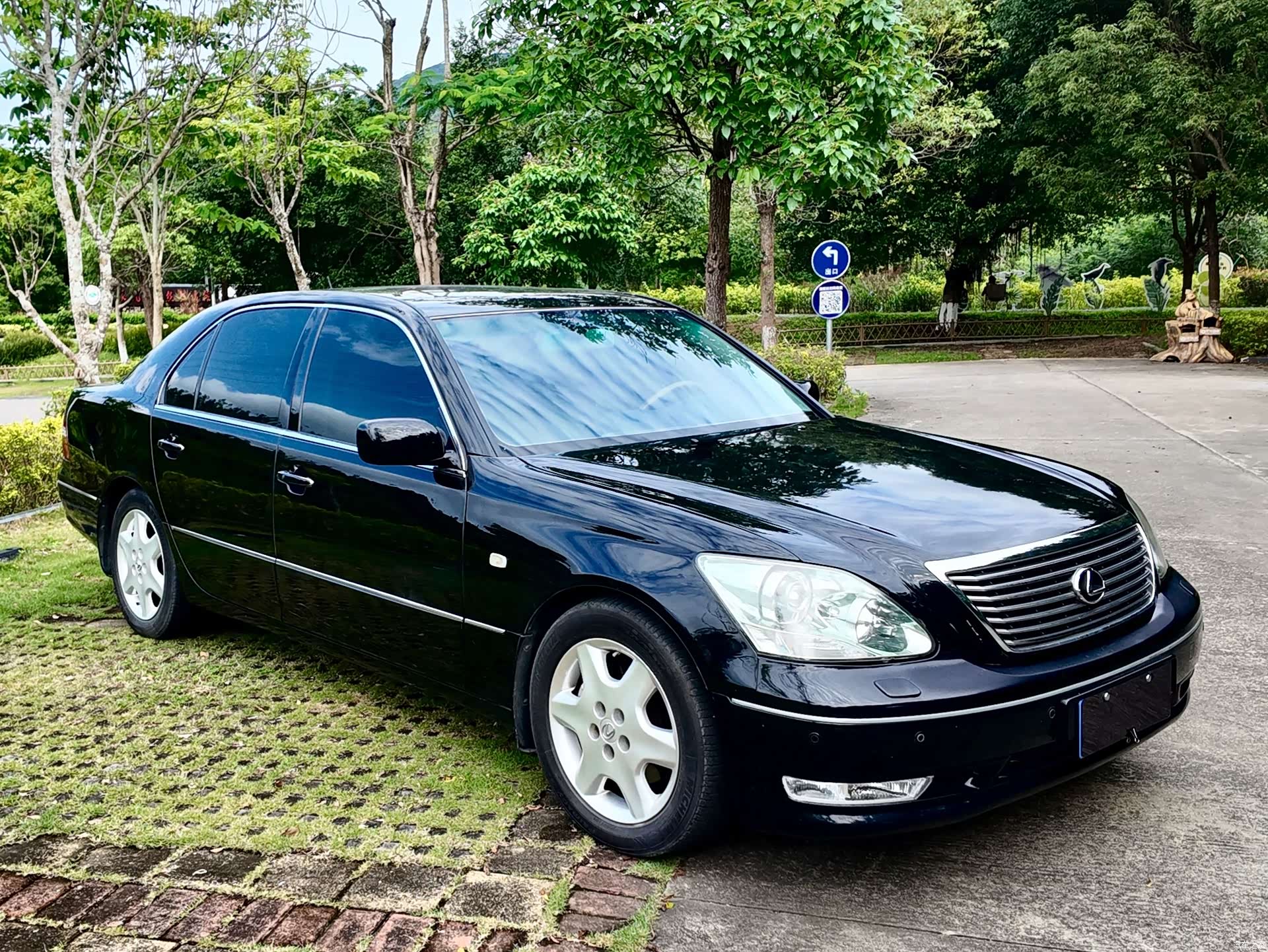 Lexus LS, 2004 31