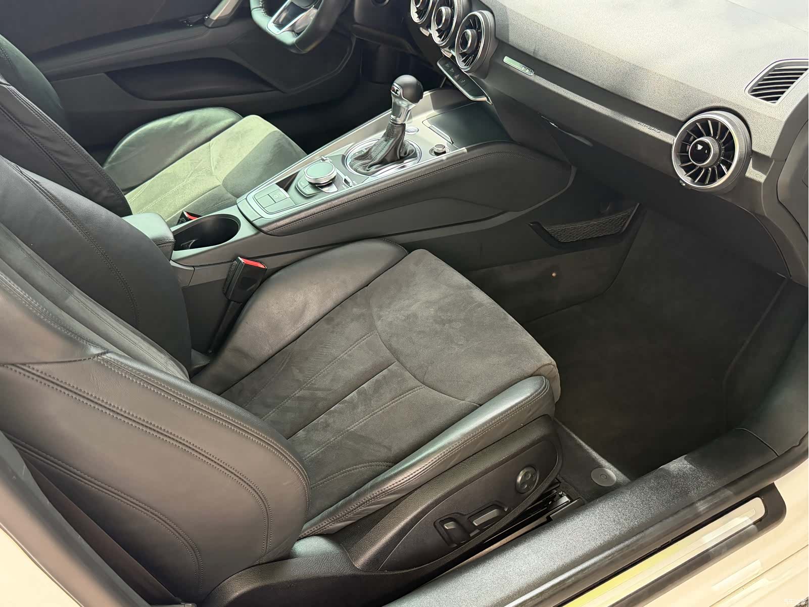 Audi TT, 2016 17