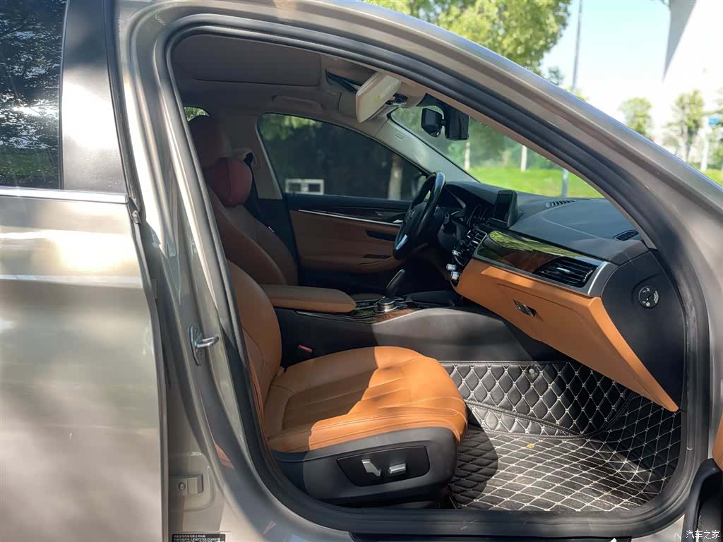 BMW 5 Series, 2018 13