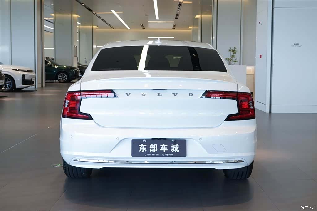 Volvo S90, 2023 11