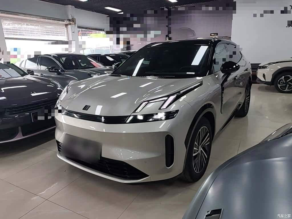 Lynk & Co 02, 2024 2