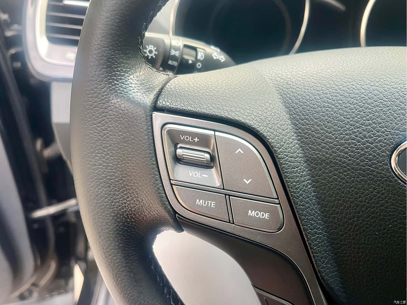 Hyundai Santa Fe, 2016 11