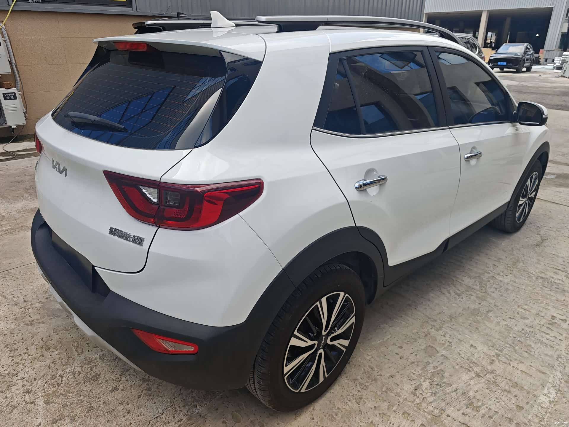 Kia KX1, 2021 4
