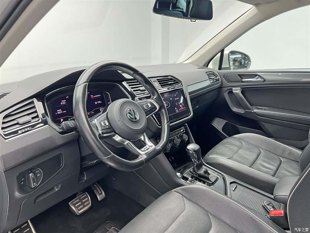 Volkswagen Tiguan L, 2019 14