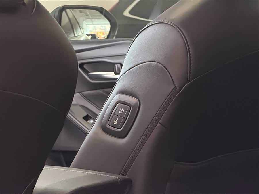 Toyota Avalon 2024, фото 18