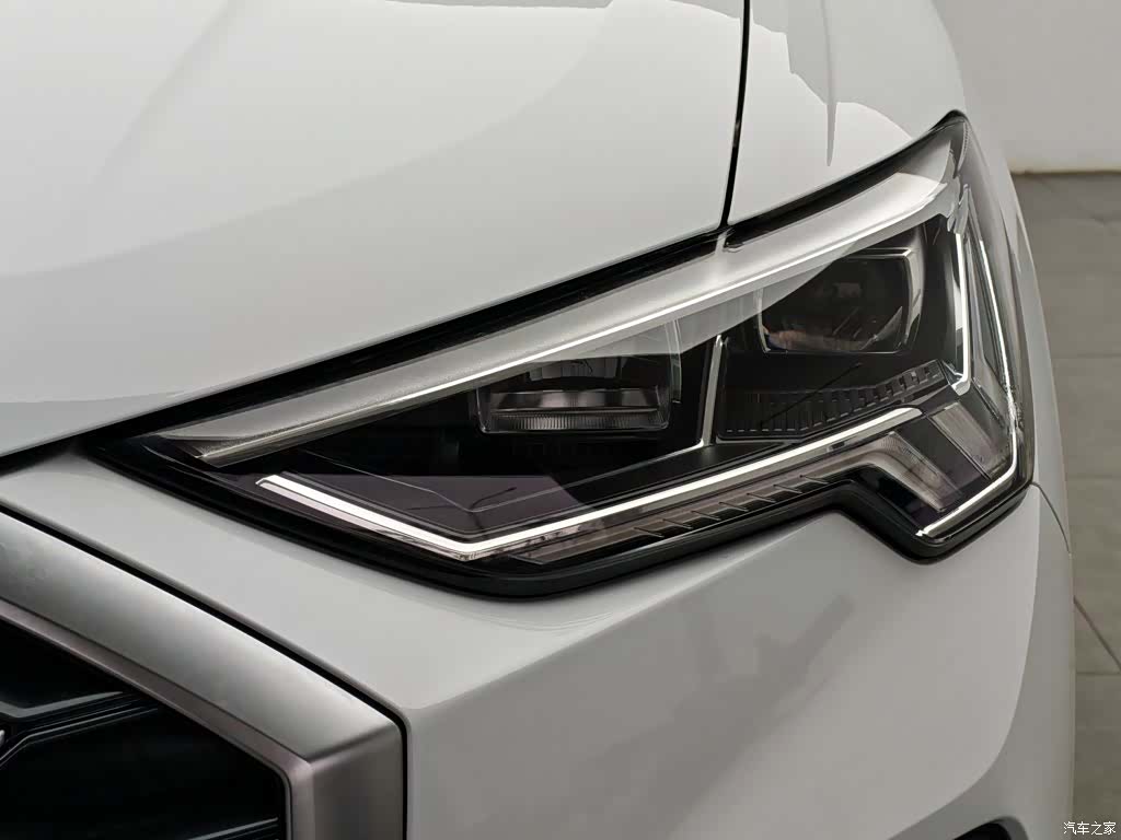 Audi Q3, 2020 7