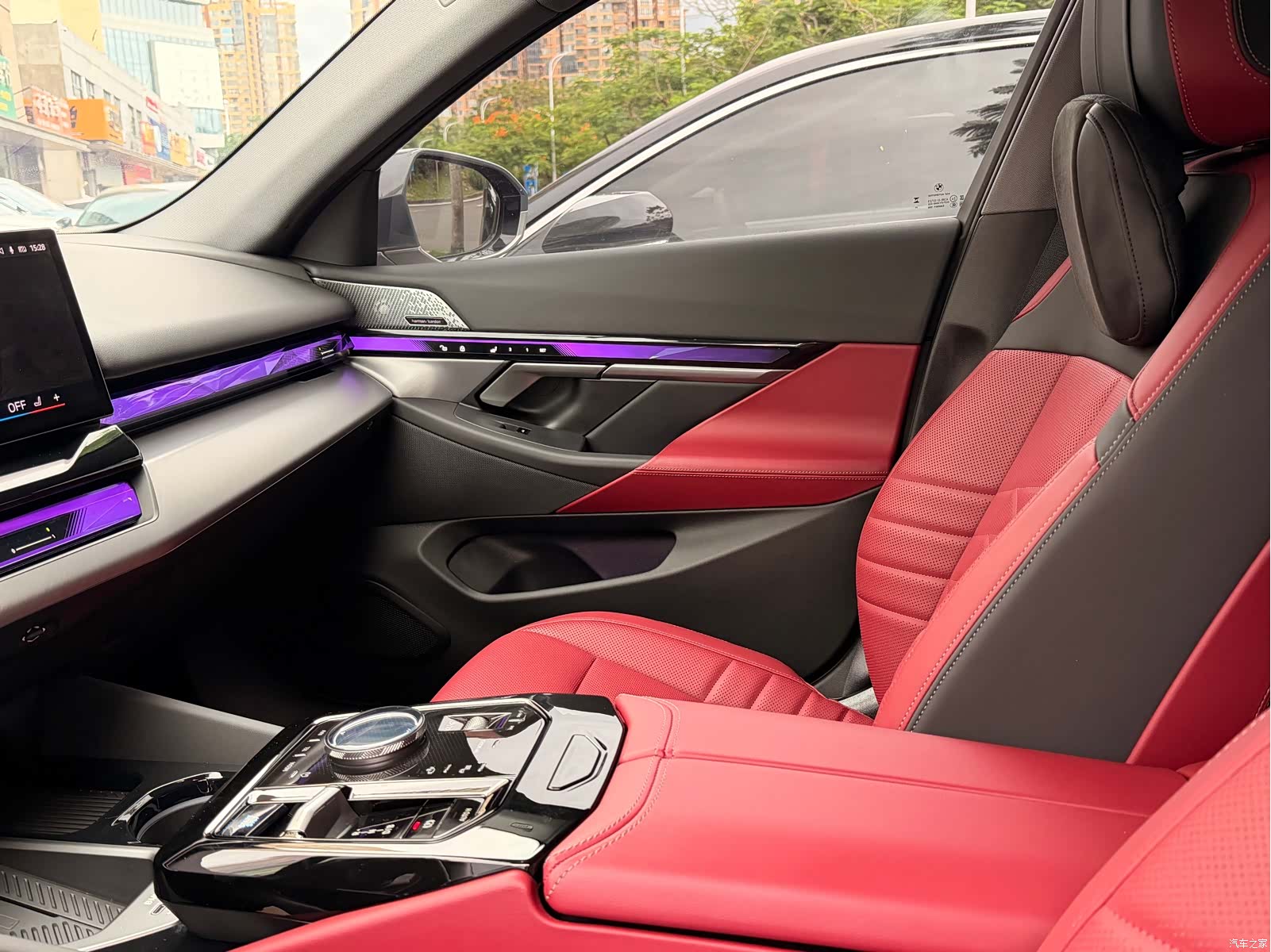 BMW i5, 2024 16