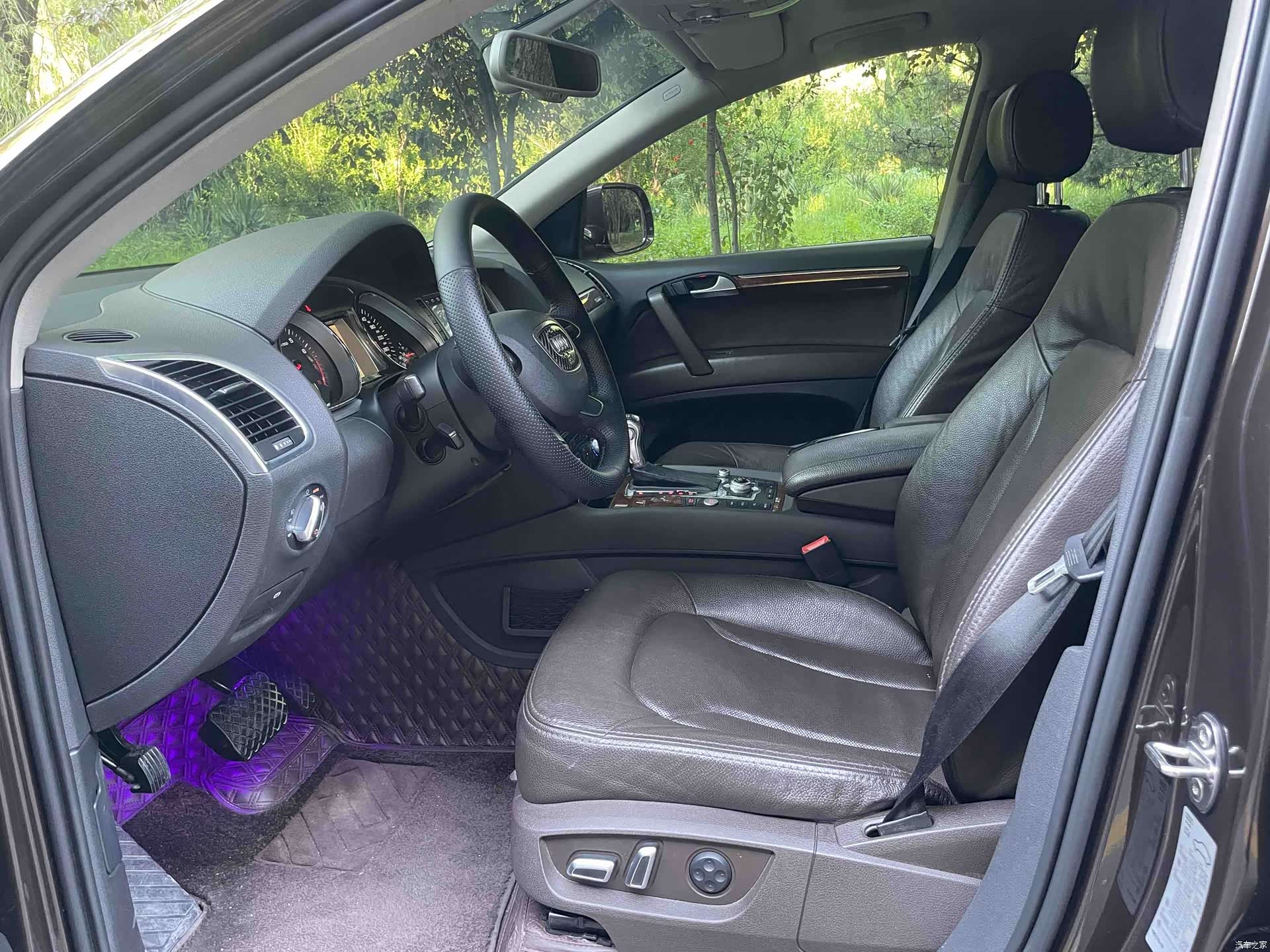 Audi Q7, 2015 8