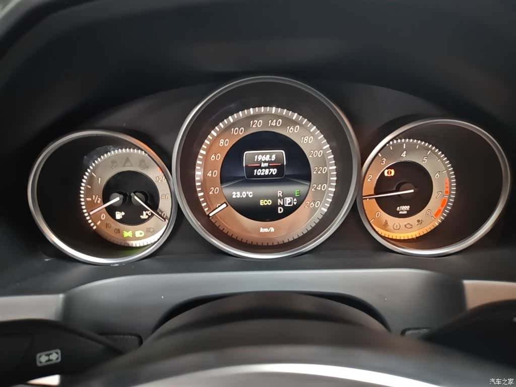 Mercedes-Benz E-Class, 2017 12
