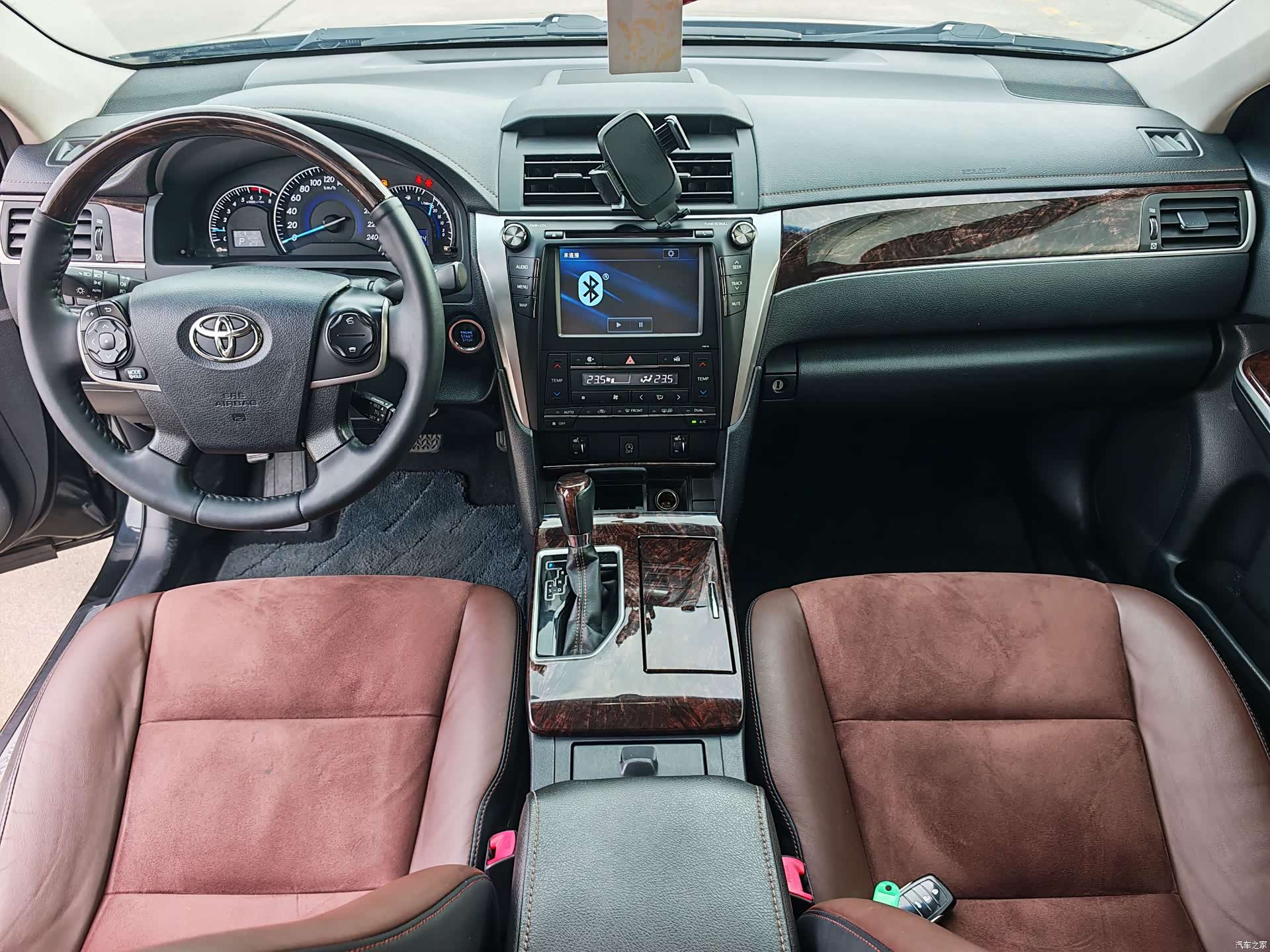 Toyota Camry, 2016 11