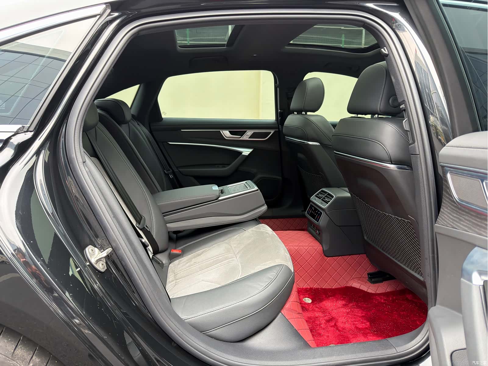 Audi A6L, 2024 10