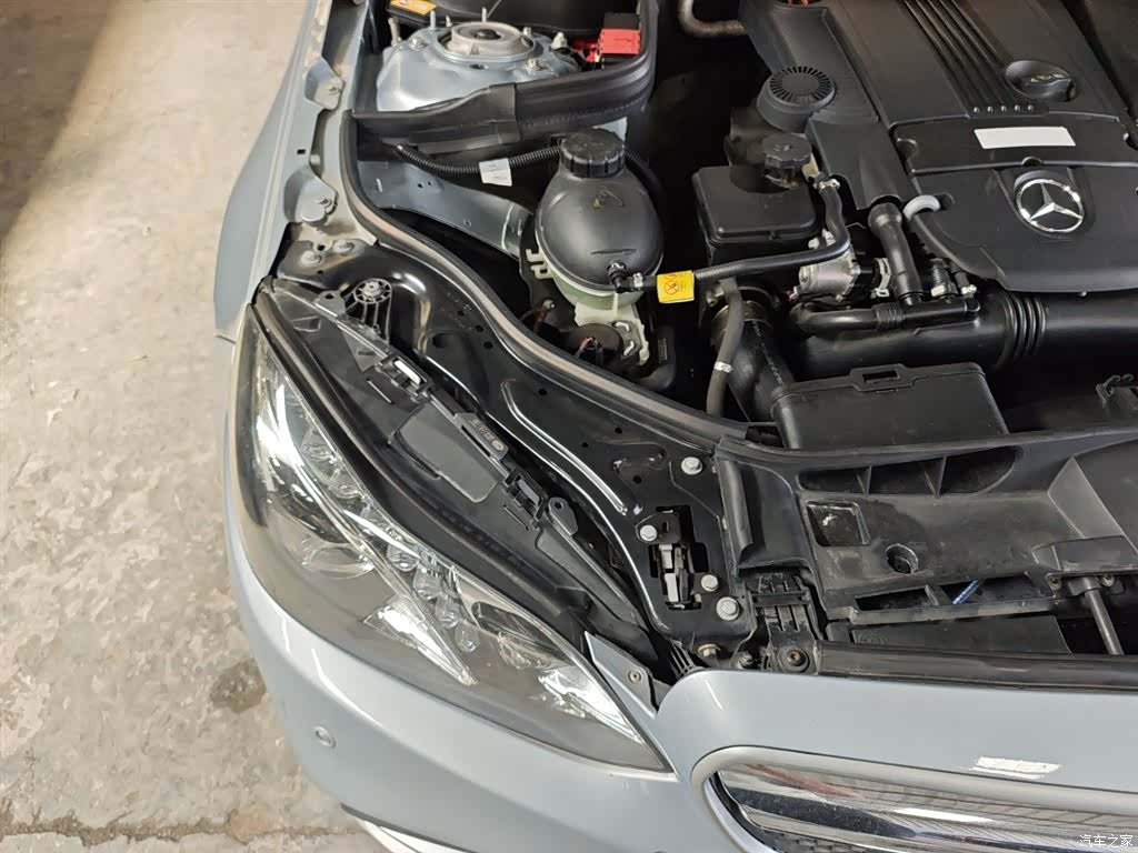 Mercedes-Benz E-Class, 2014 21