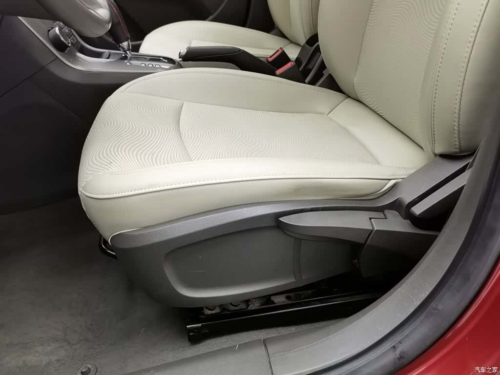 Chevrolet SE, 2016 20