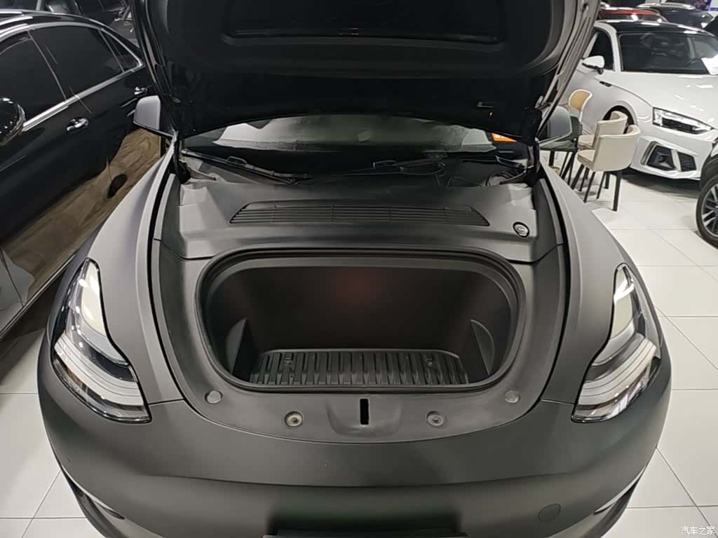 Tesla Model Y, 2021 16