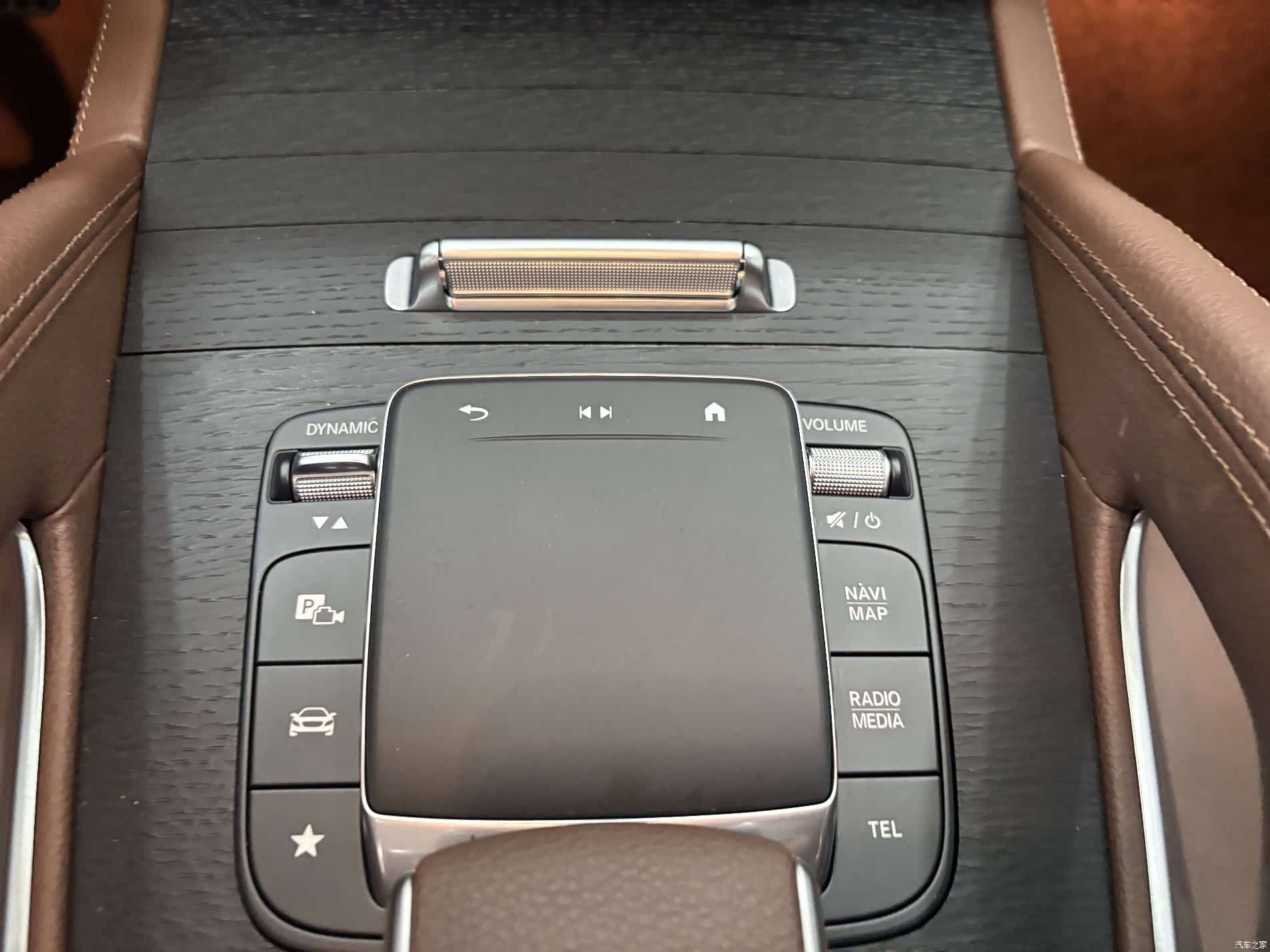 Mercedes-Benz GLS, 2024 18