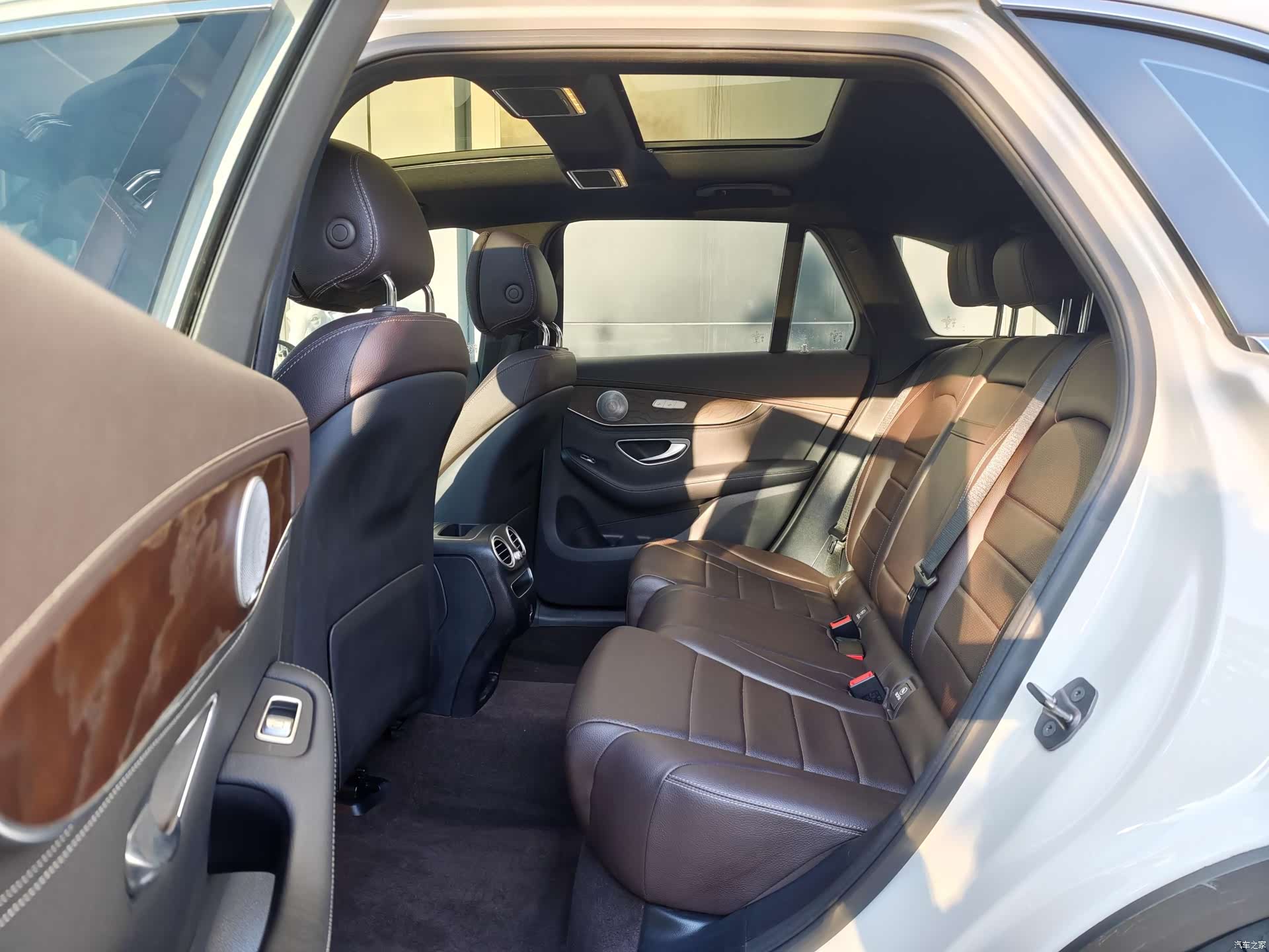 Mercedes-Benz GLC, 2020 28