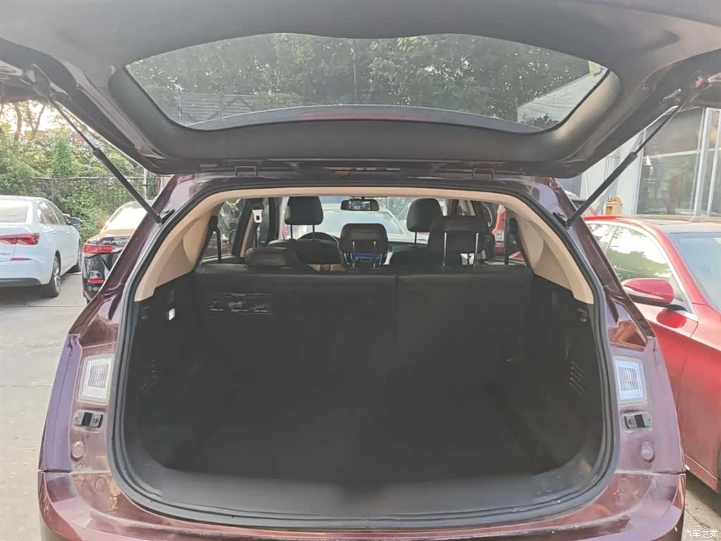 Wuling 560, 2016 19
