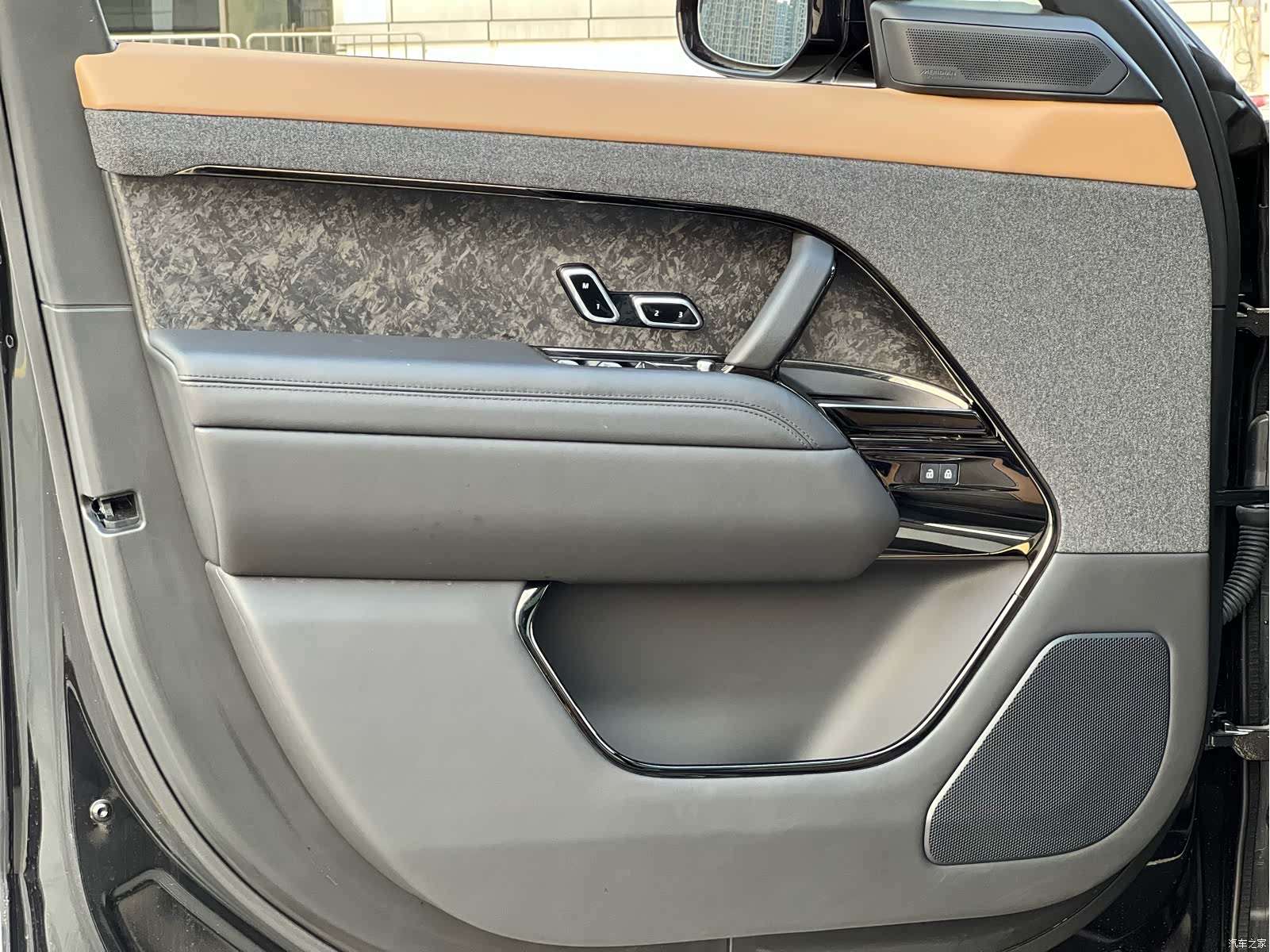 Land Rover Range Rover, 2024 13