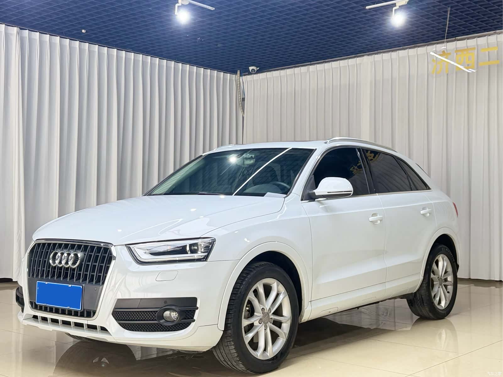 Audi Q3, 2016 1